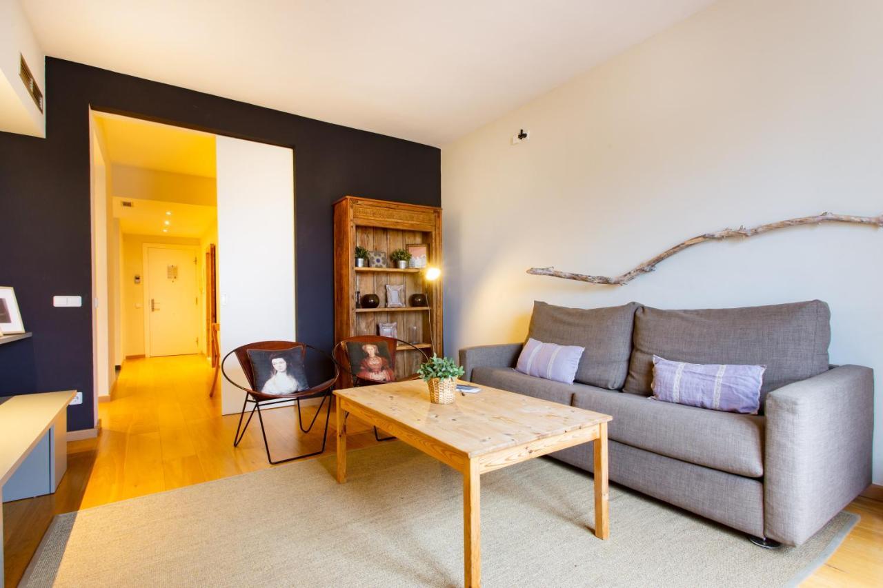 Friendly Rentals Gran Via Barcelona Ngoại thất bức ảnh