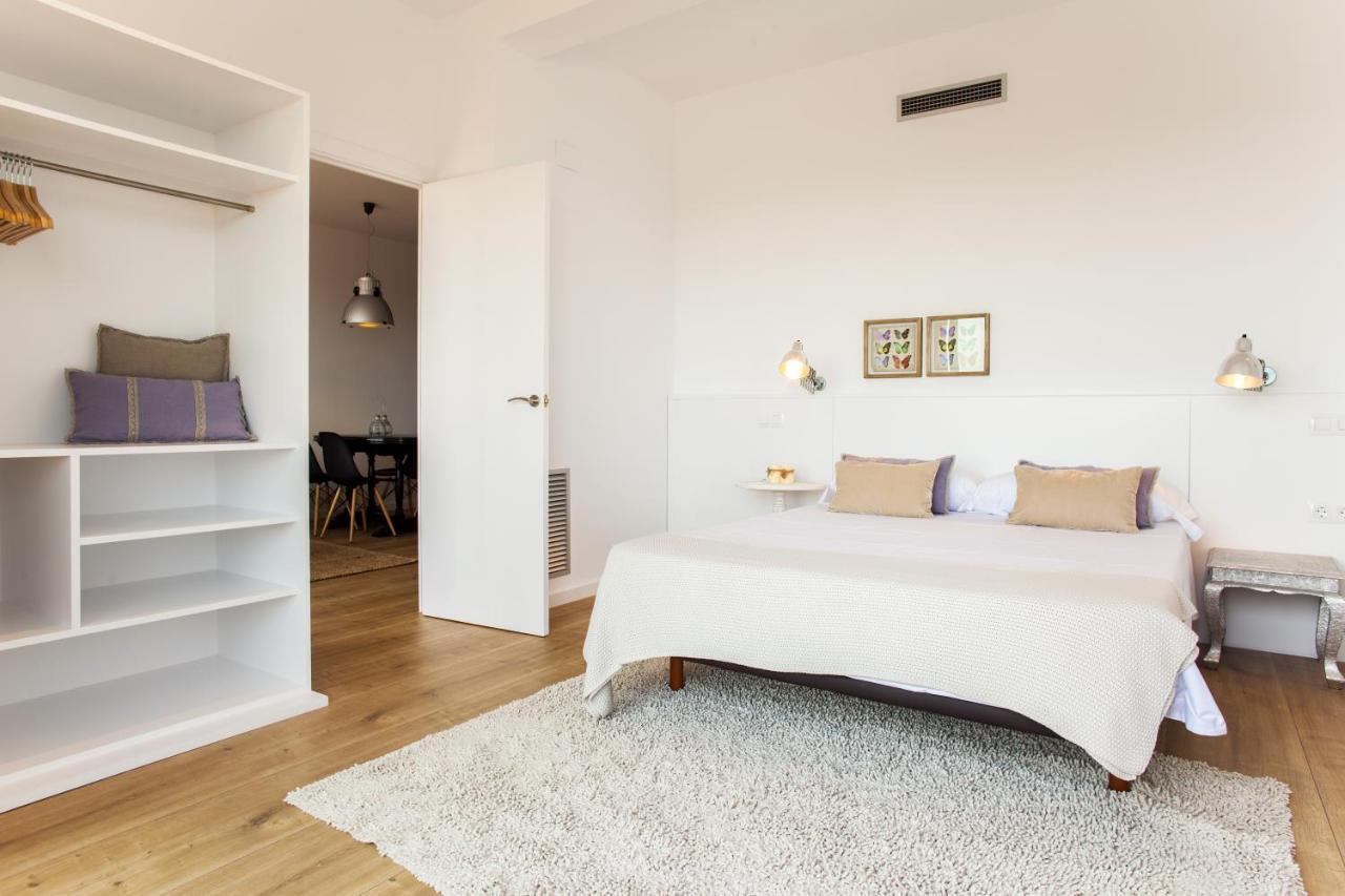 Friendly Rentals Gran Via Barcelona Ngoại thất bức ảnh