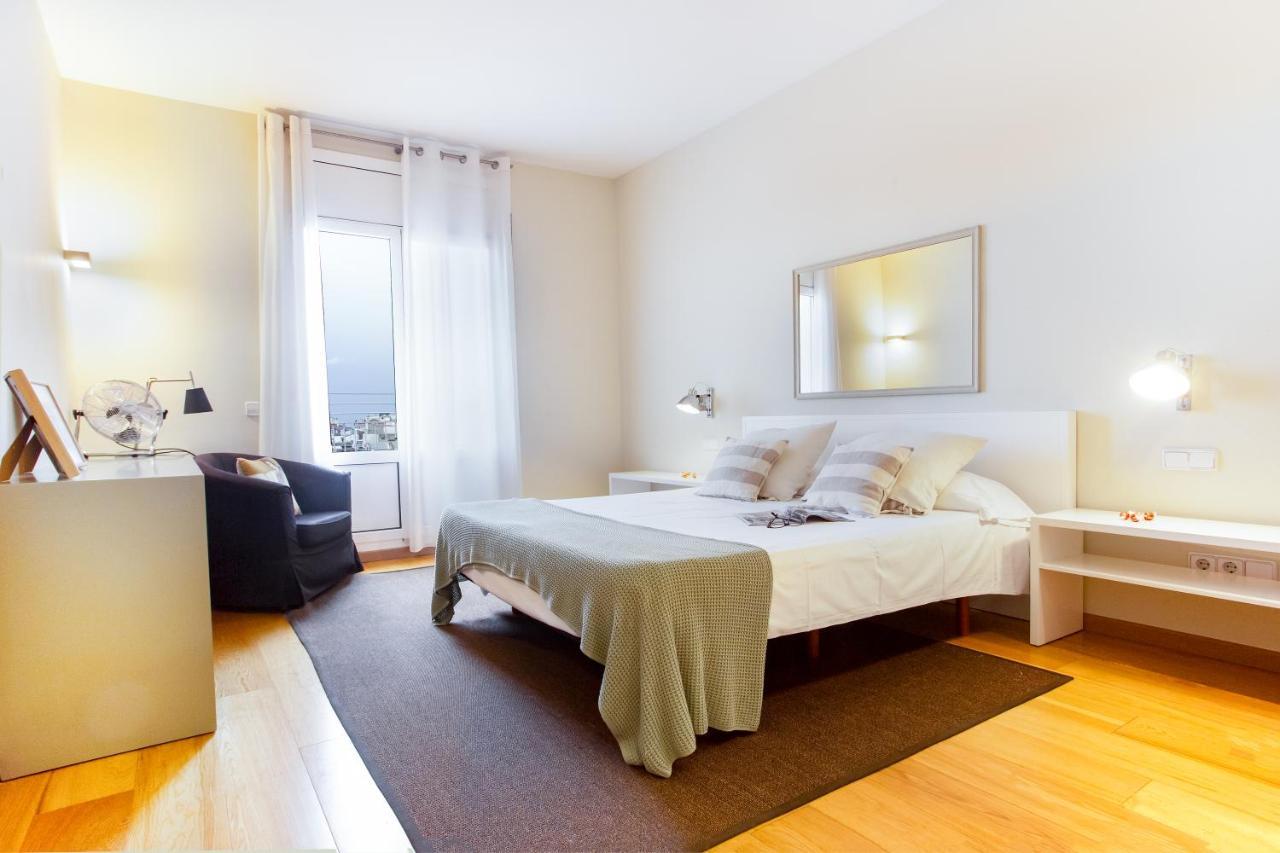 Friendly Rentals Gran Via Barcelona Ngoại thất bức ảnh