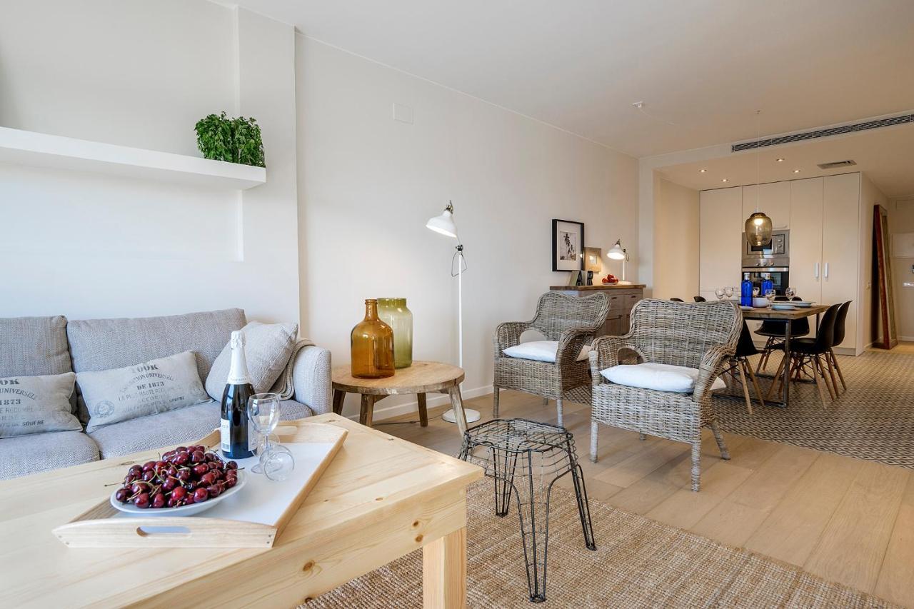 Friendly Rentals Gran Via Barcelona Ngoại thất bức ảnh