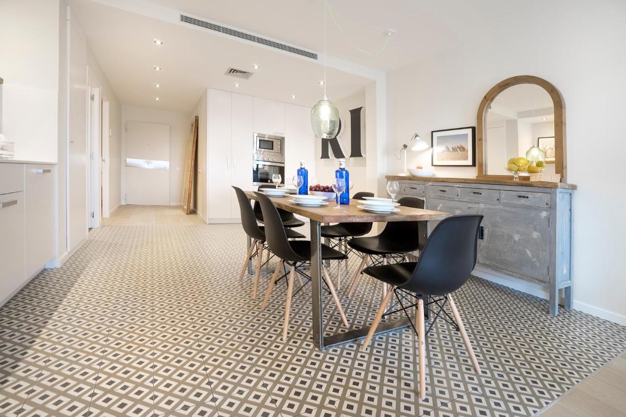 Friendly Rentals Gran Via Barcelona Ngoại thất bức ảnh