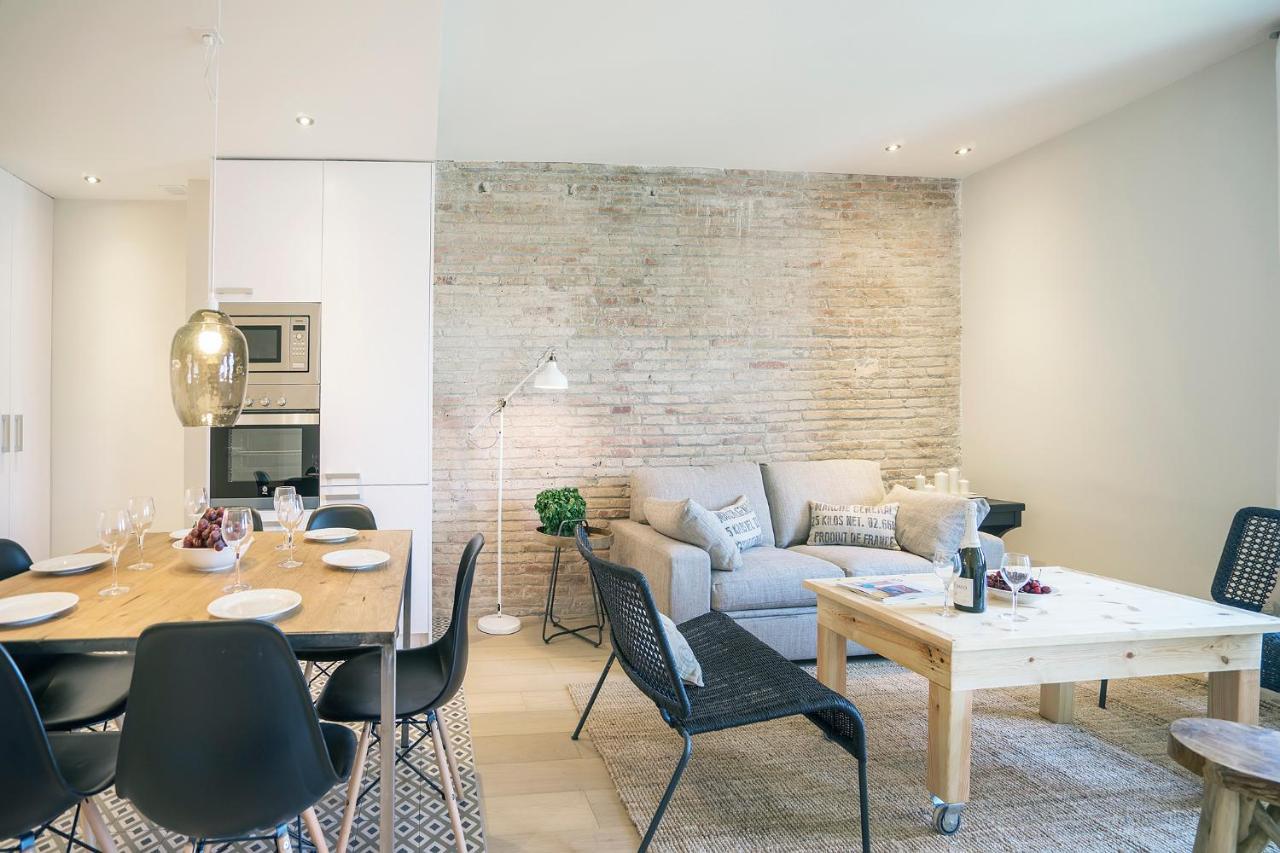 Friendly Rentals Gran Via Barcelona Ngoại thất bức ảnh