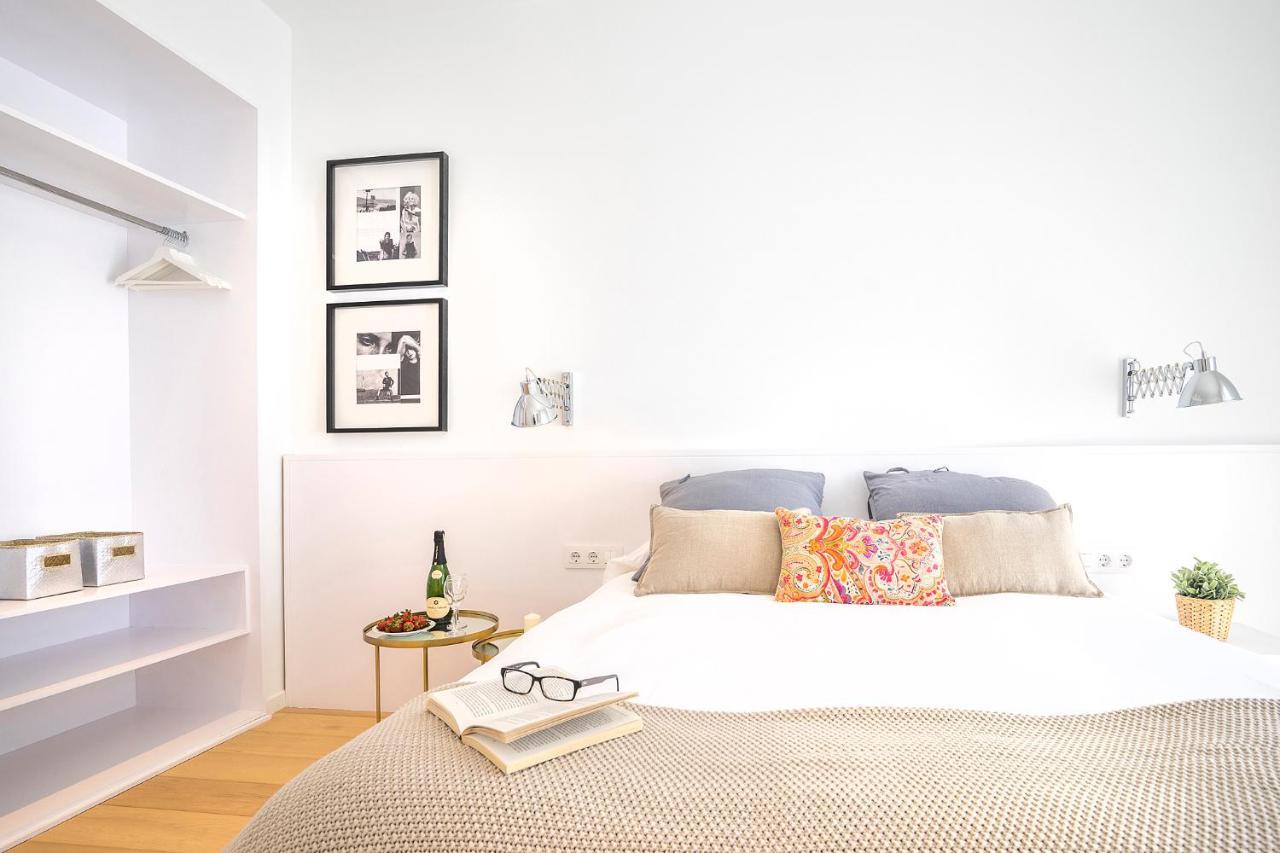 Friendly Rentals Gran Via Barcelona Ngoại thất bức ảnh